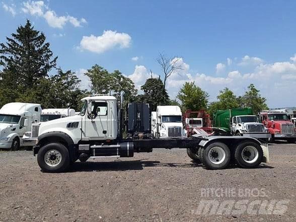 Mack GRANITE GU713 Nyergesvontatók