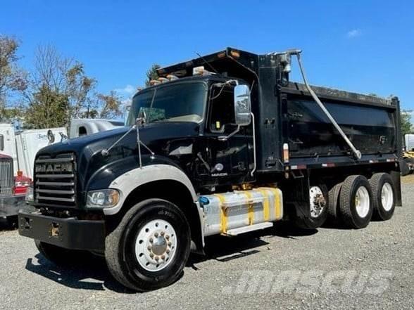 Mack GRANITE GU713 Billenő teherautók