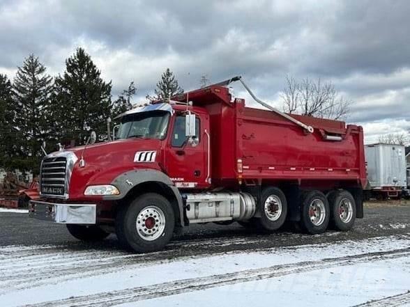 Mack GRANITE GU813 Billenő teherautók