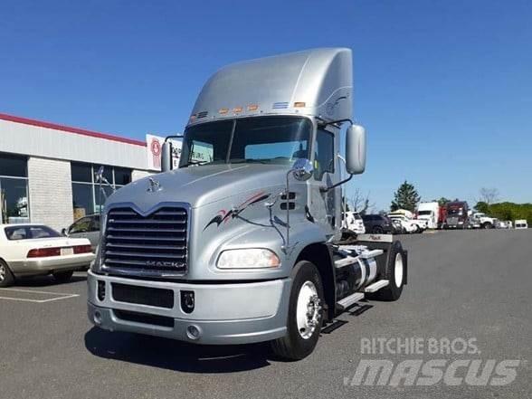 Mack PINNACLE CXU612 Nyergesvontatók