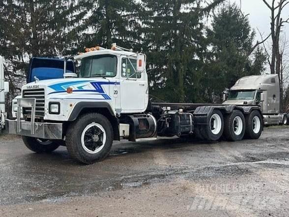 Mack RD690 Hulladék szállítók