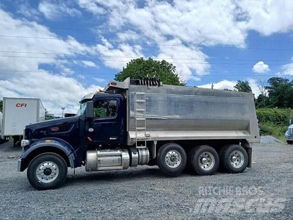 Peterbilt 567 Billenő teherautók