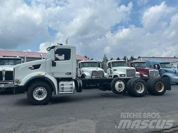 Peterbilt 567 Fülkés alváz