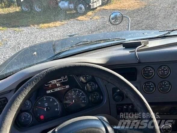 Peterbilt 567 Billenő teherautók
