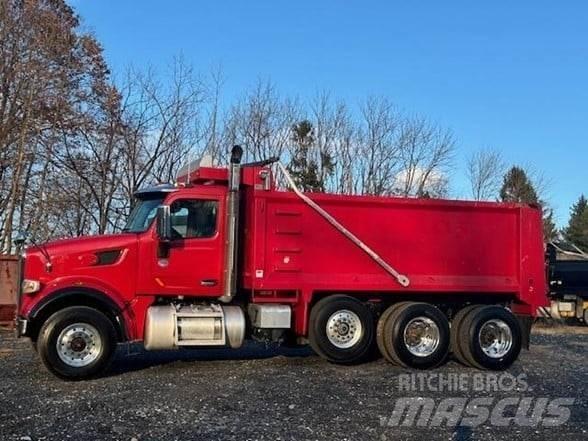 Peterbilt 567 Billenő teherautók