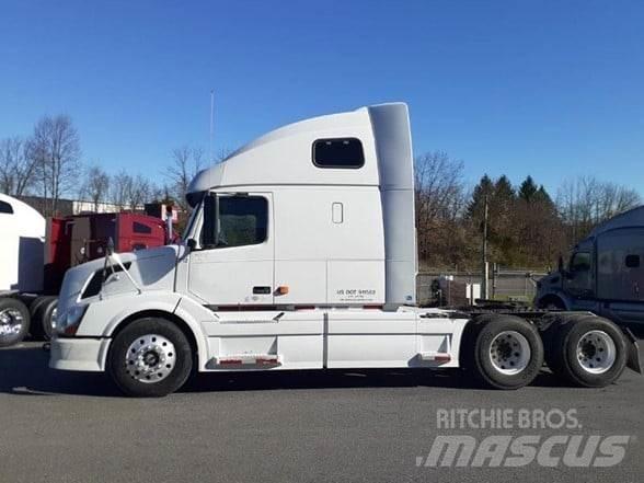Volvo VNL64T670 Nyergesvontatók