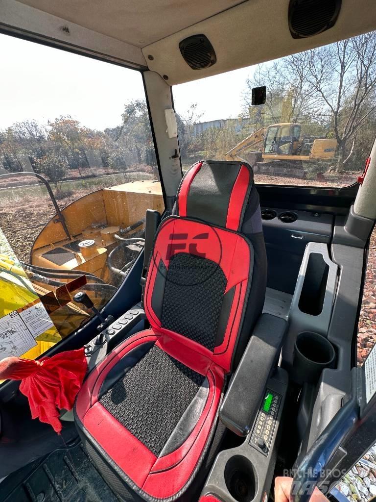 Komatsu PC 70-8 Lánctalpas kotrók