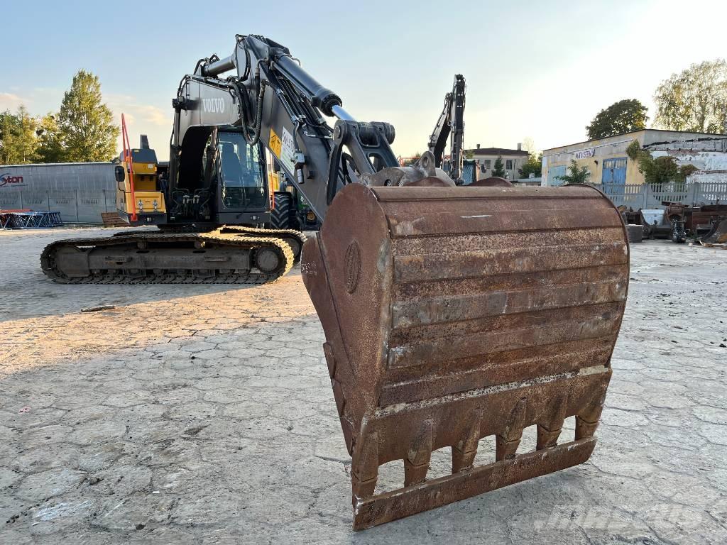 Volvo EC 220 E Lánctalpas kotrók