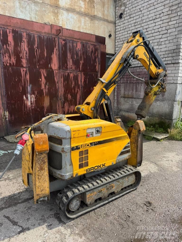Brokk 160 Bontásra használt kotrók