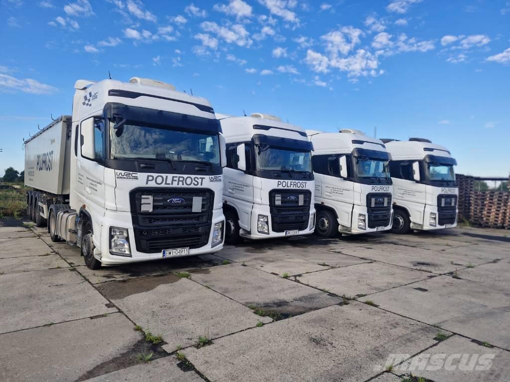 Ford F-Max Elhúzható ponyvás