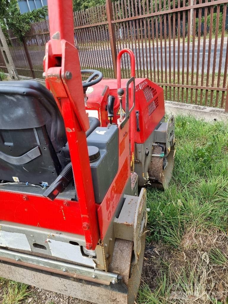 Bomag BW 100 AD M-2 Ikerdobos hengerek
