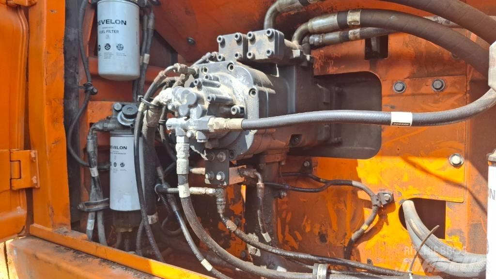 Doosan DX 300 LC-3 Lánctalpas kotrók