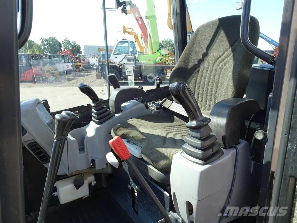 Kubota U27-4 Mini kotrók < 7t