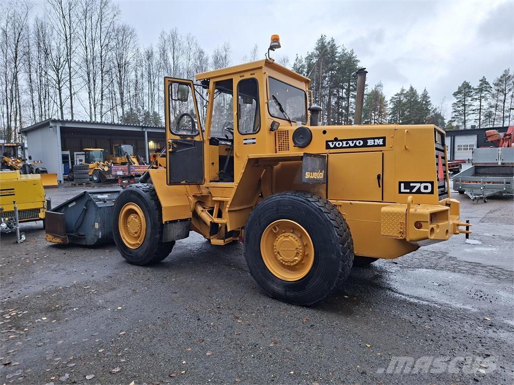 Volvo BM L70 Gumikerekes homlokrakodók