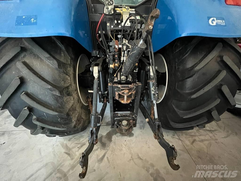 New Holland T 7060 Traktorok