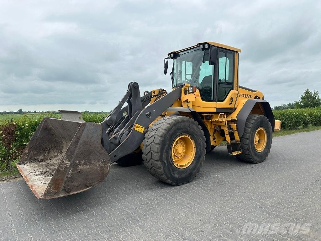Volvo L60F Gumikerekes homlokrakodók