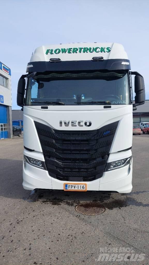 Iveco S-Way 460 LNG Nyergesvontatók
