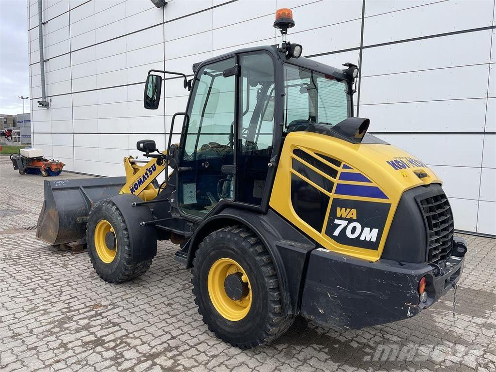 Komatsu WA70M-8EO Univerzális rakodók