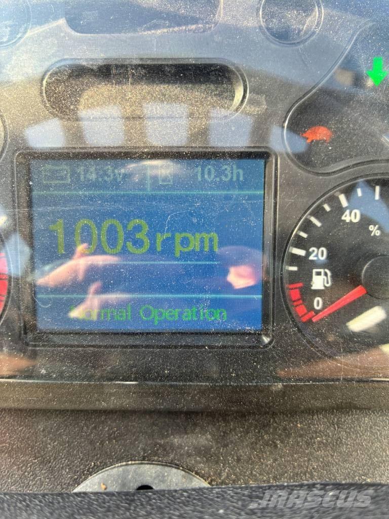 VM Loader 1040LXC Mini homlokrakodók