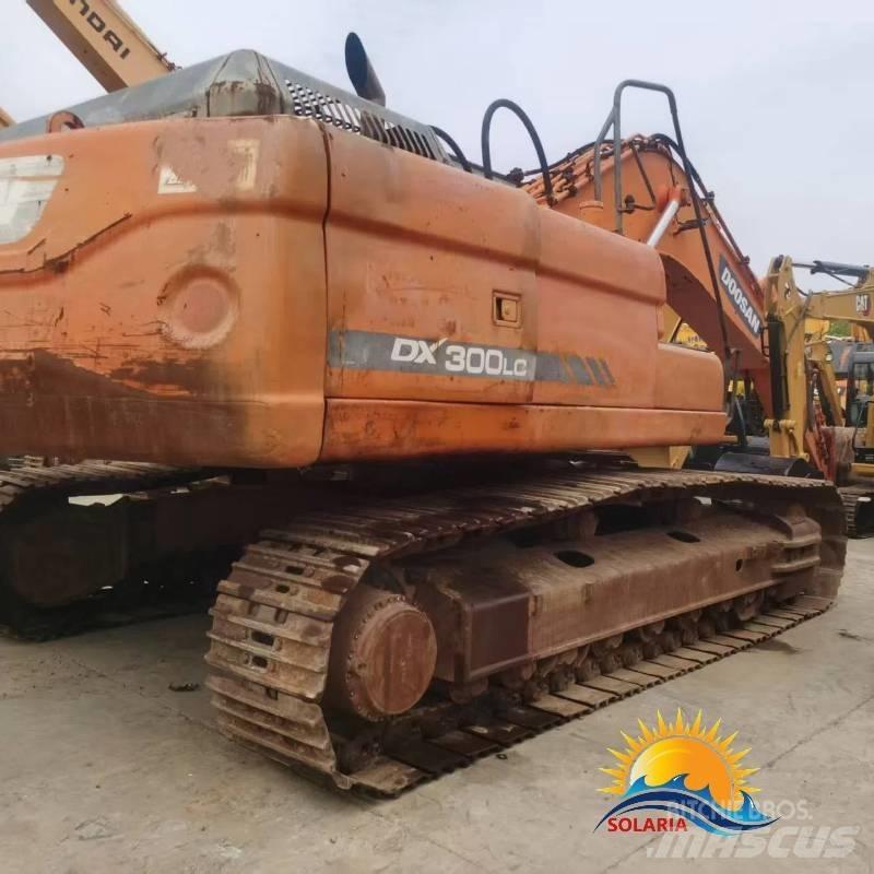 Doosan DX 300 LC Közepes (midi) kotrók 7 t - 12 t