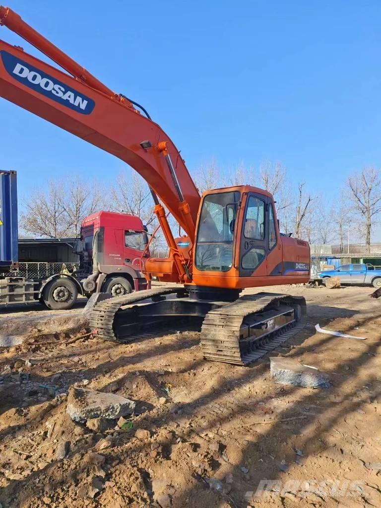 Doosan DH225LC-7 Lánctalpas kotrók