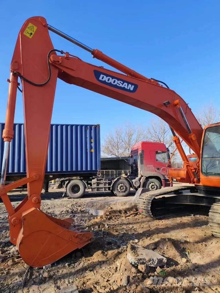 Doosan DH225LC-7 Lánctalpas kotrók