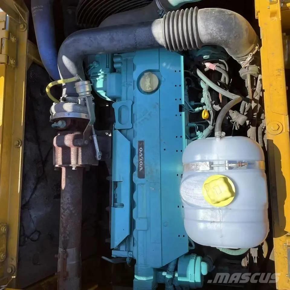 Volvo EC210B Lánctalpas kotrók