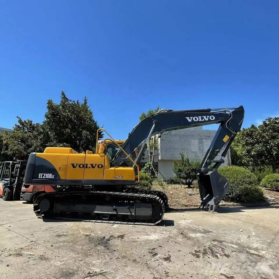 Volvo EC210B Lánctalpas kotrók