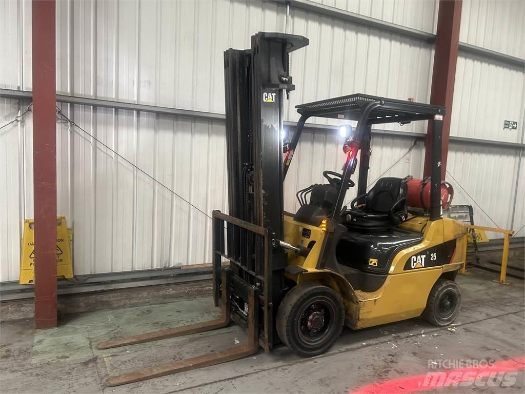 CAT GP25NT Gázüzemű targoncák