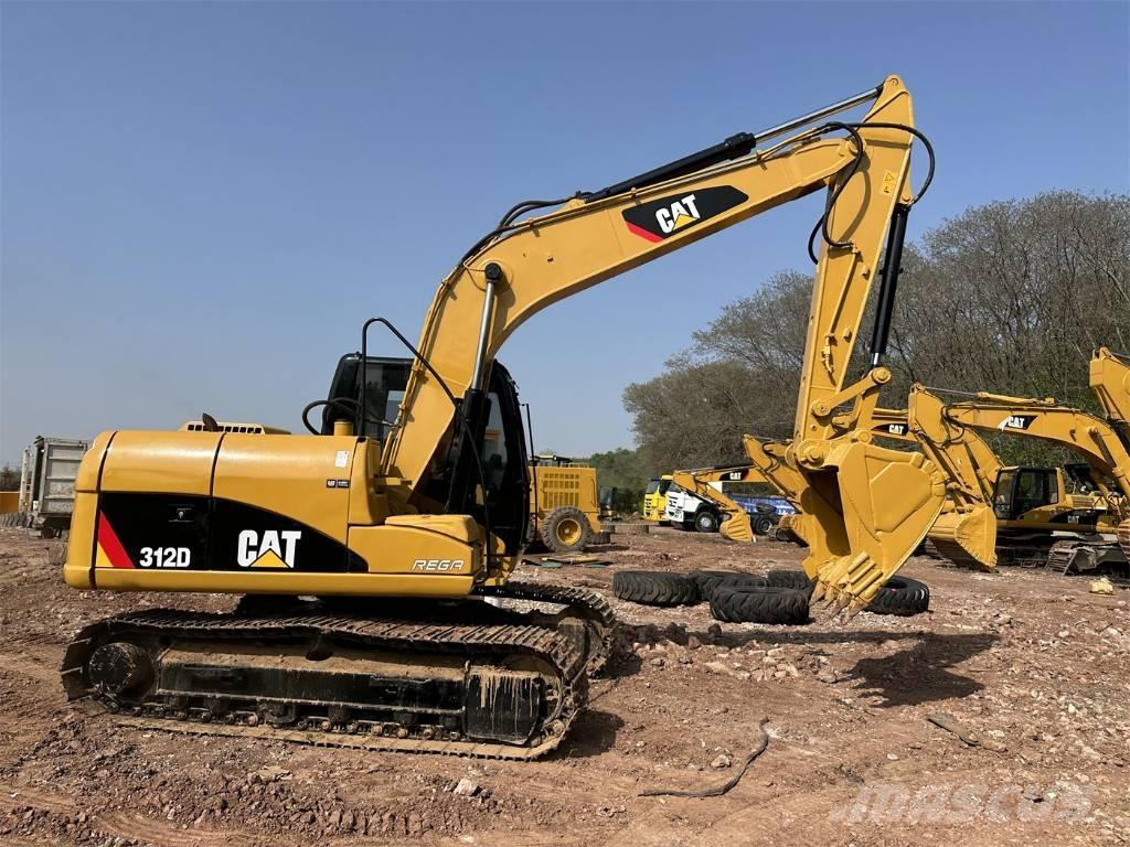 CAT 312D Lánctalpas kotrók