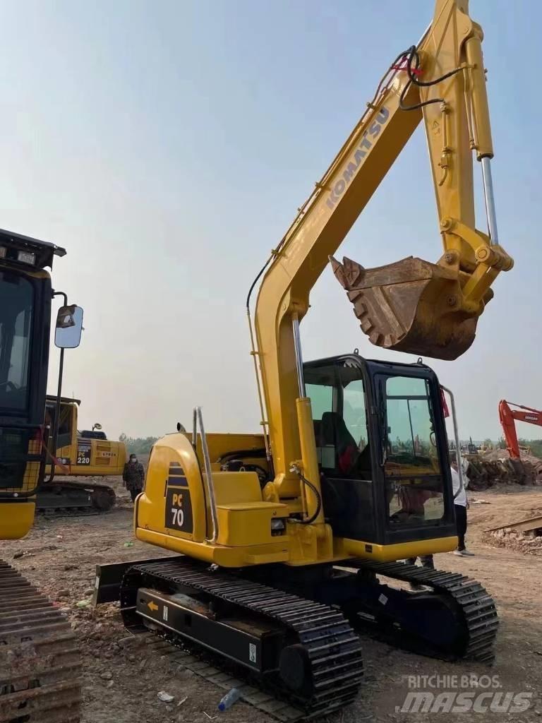 Komatsu PC70-8 Lánctalpas kotrók
