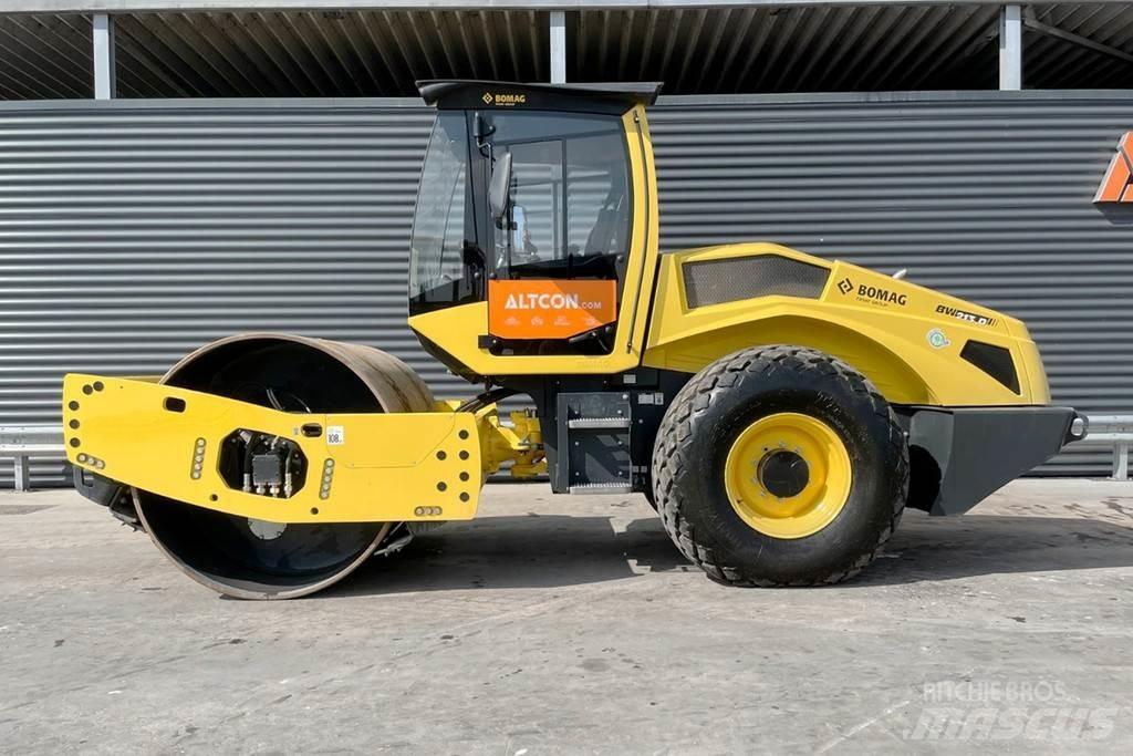 Bomag BW 213 D-5 Egydobos hengerek
