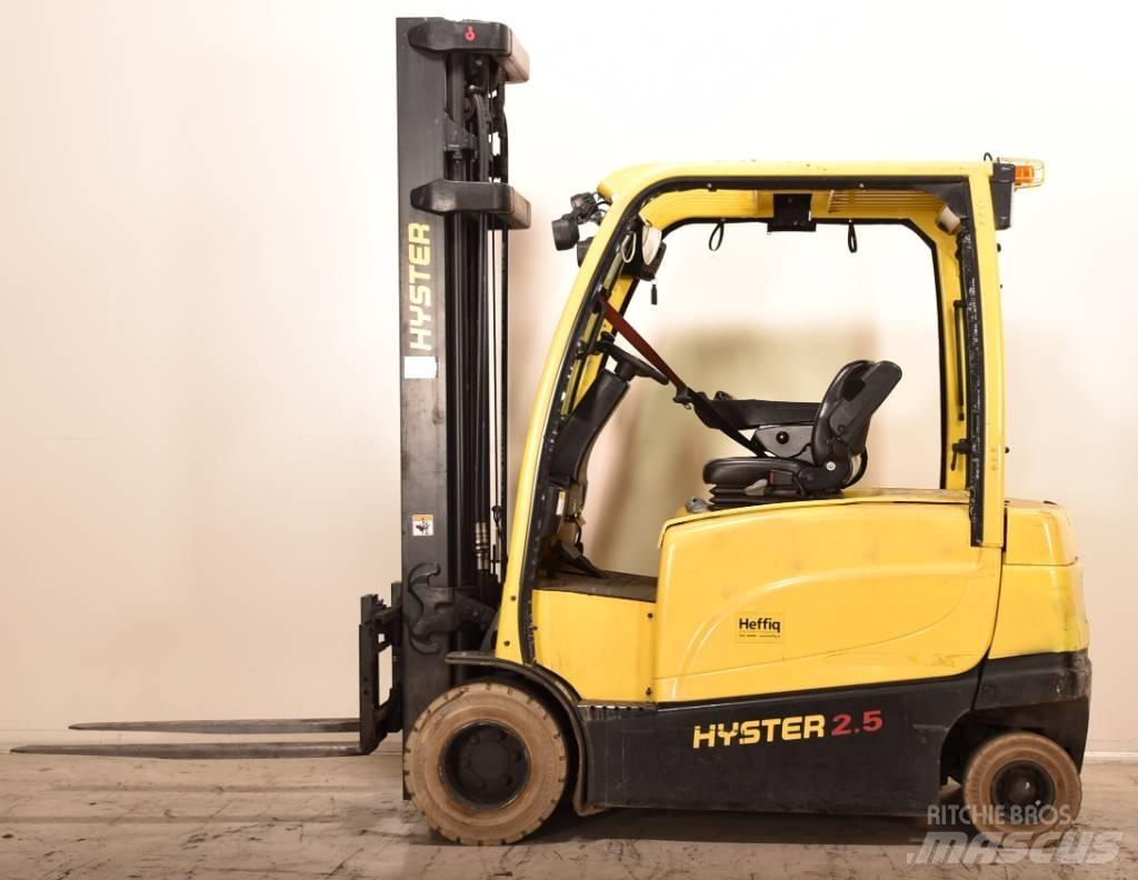 Hyster J2.5XN Elektromos targoncák