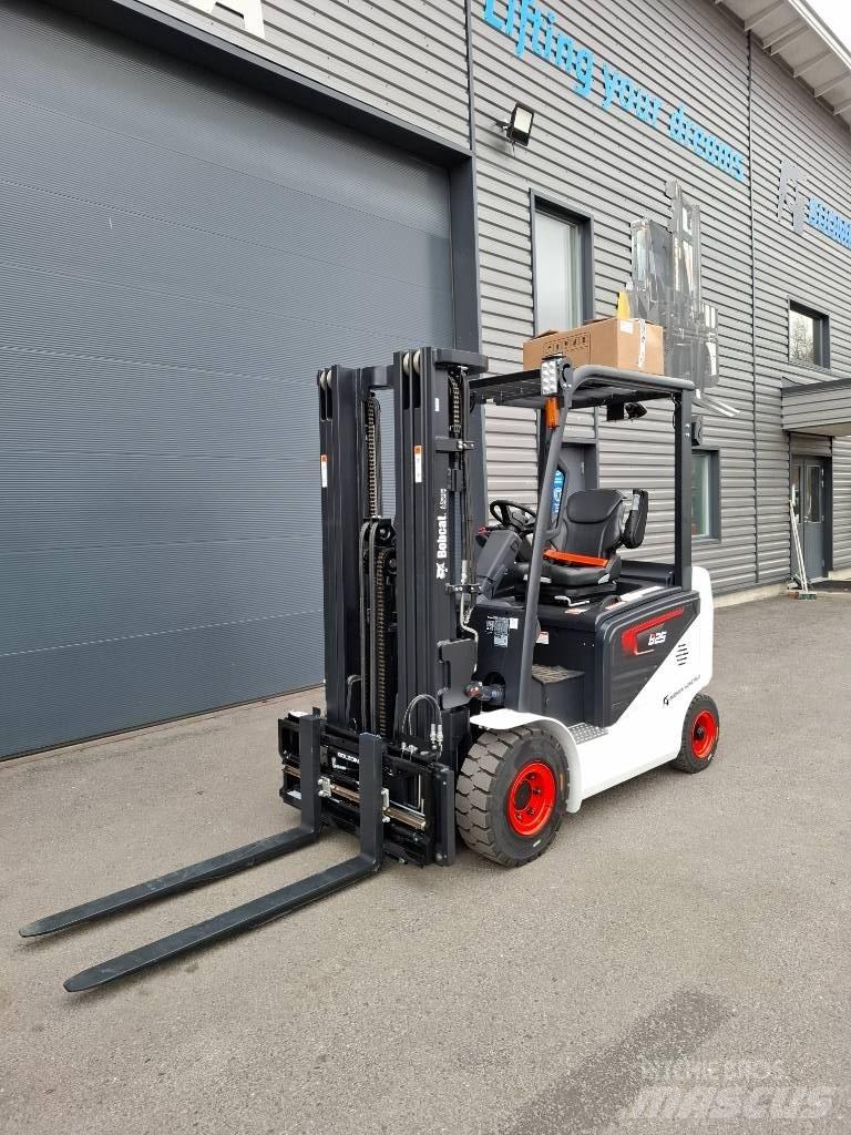 Bobcat B25NS Elektromos targoncák