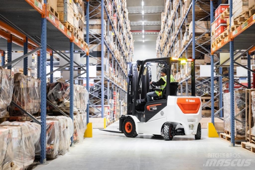 Bobcat B25NS (Tulossa) Elektromos targoncák