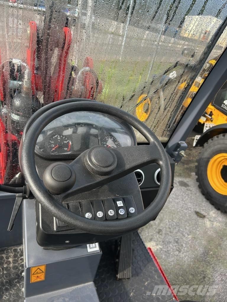 Flexitrac 1248 Cab Univerzális rakodók