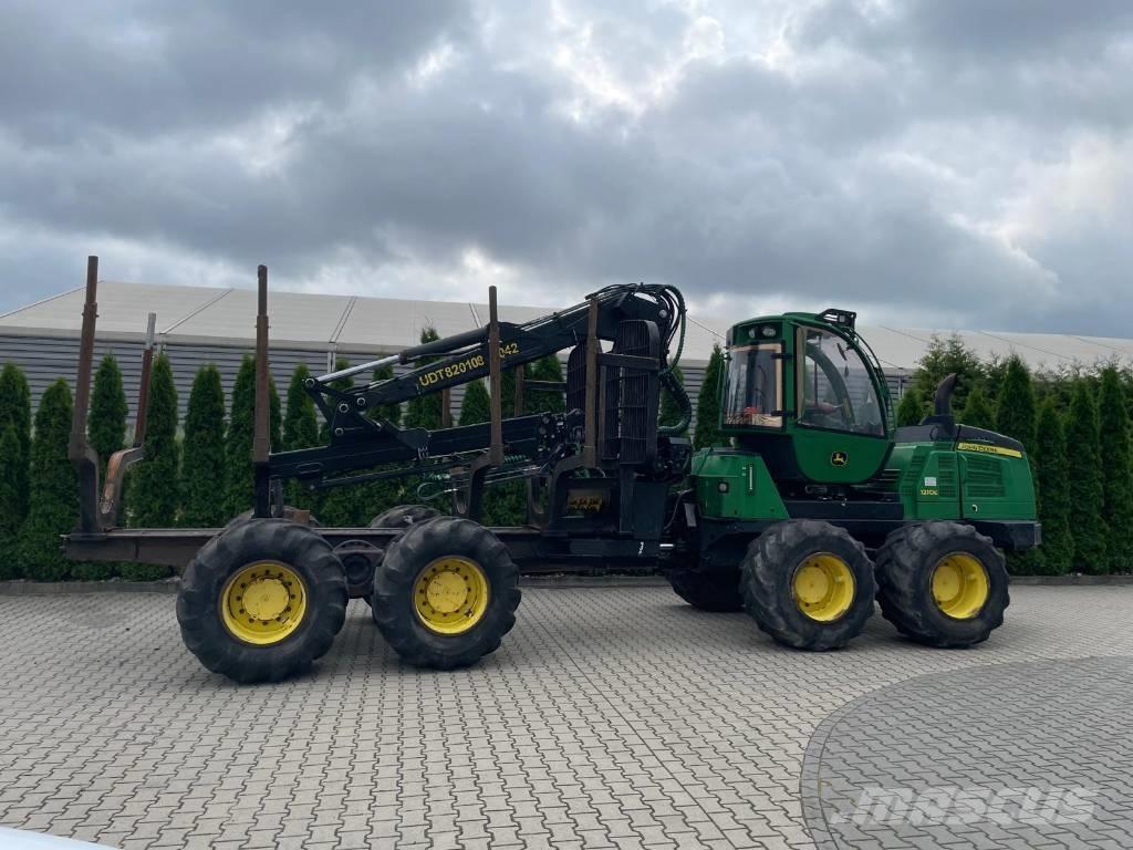 John Deere 1210 E Kihordók