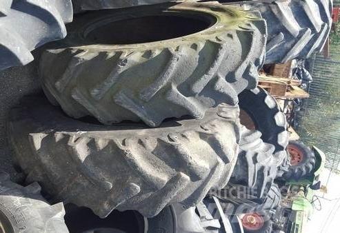  Pneus 12.4R24 Gumiabroncsok, kerekek és felnik