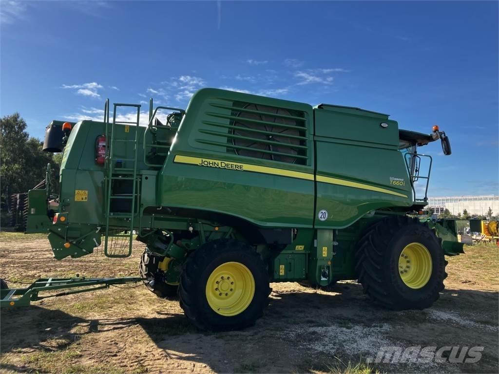 John Deere T660i Kombájnok