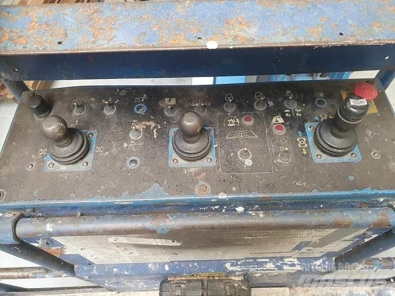 Genie Z45/25 Karos emelők