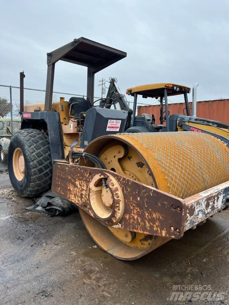 Bomag BW212D-2 Egydobos hengerek