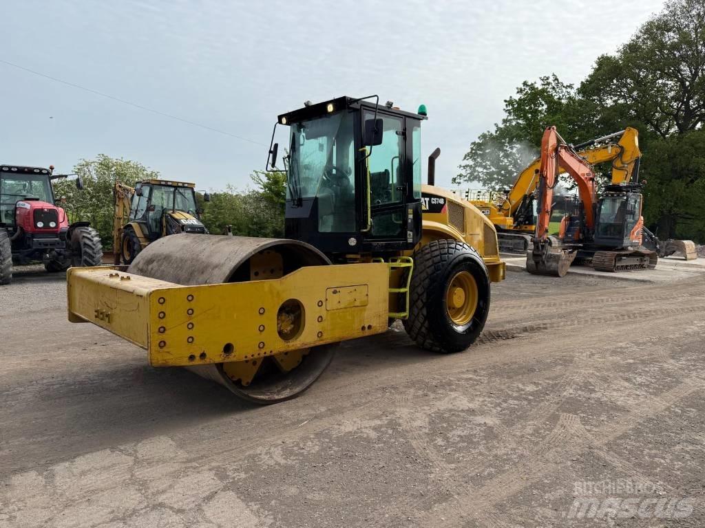 CAT CS 74 B Egydobos hengerek