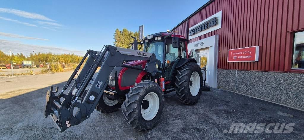 Valtra A 72 Traktorok