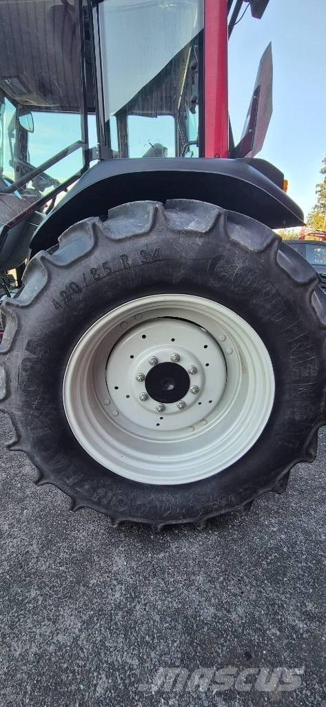 Valtra A 72 Traktorok