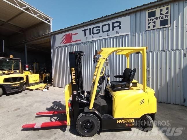 Hyster J2.5UT Elektromos targoncák