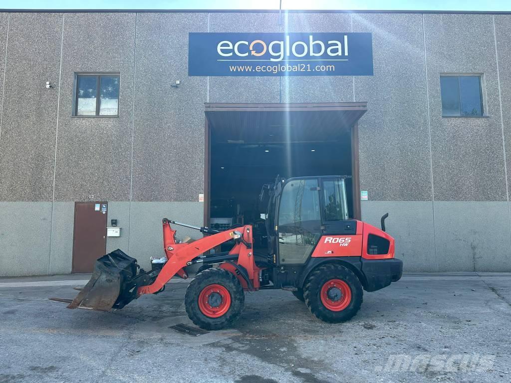 Kubota R 065 Gumikerekes homlokrakodók