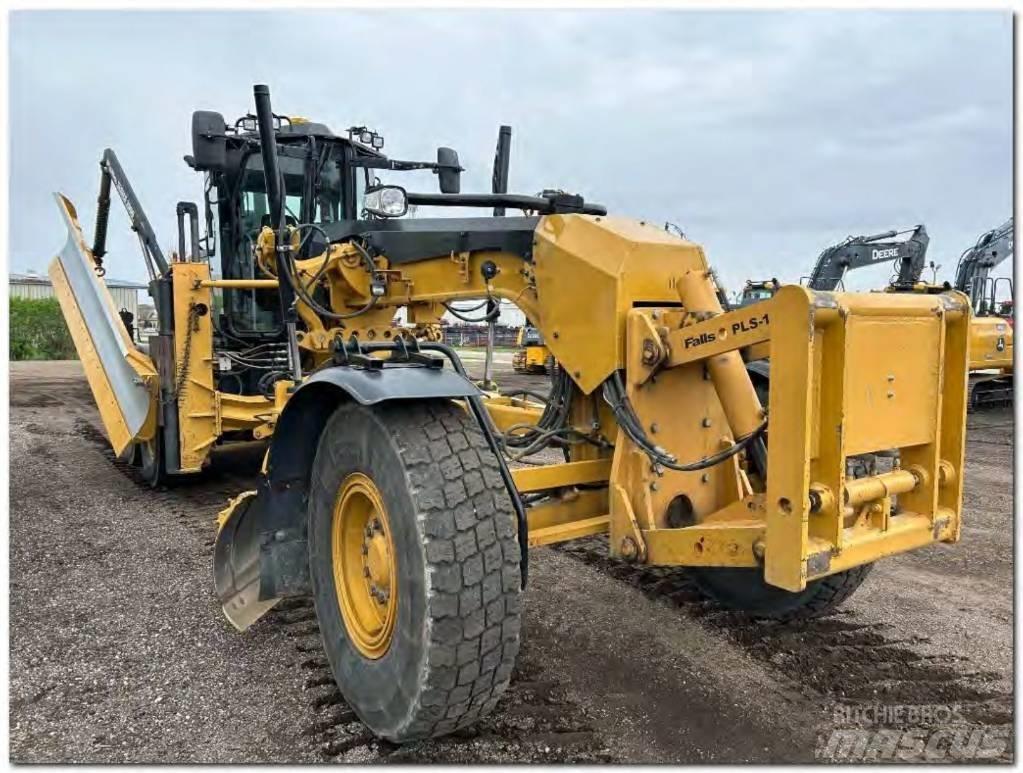 CAT 12 M 3 Gréderek
