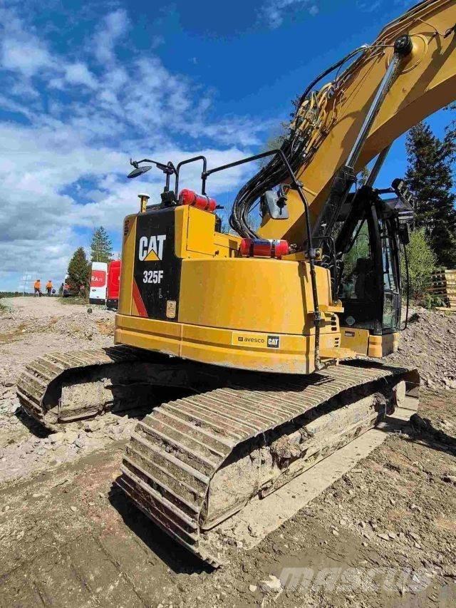 CAT 325FLCR Lánctalpas kotrók
