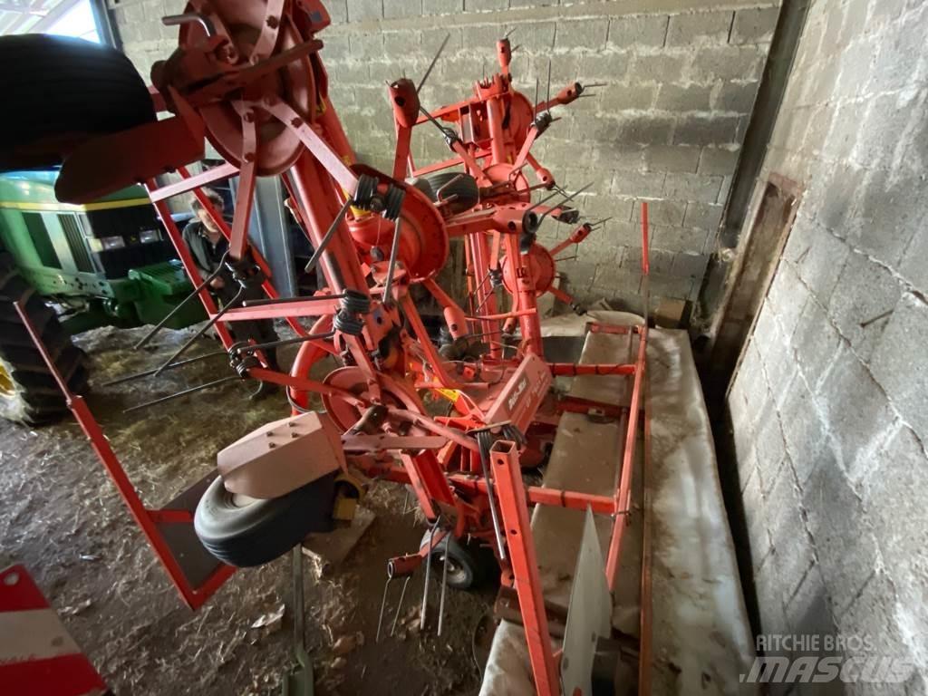 Kuhn Gf7601MH Rendkészítő