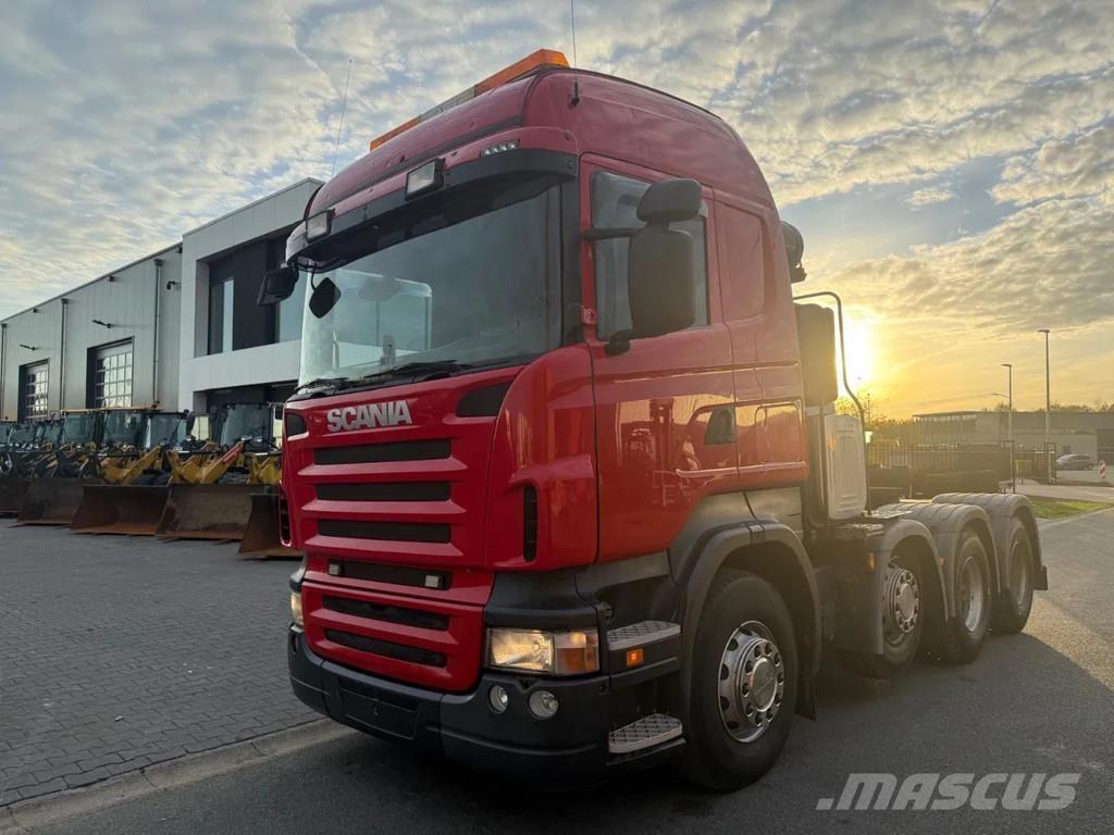Scania R580 V8 8x4 Nyergesvontatók